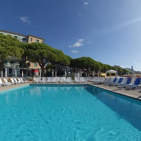 Mayola Mhotelsgroup Hotel