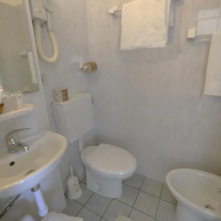 Mayola Mhotelsgroup Сан-Бартоломео-аль-Маре