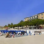 Mayola Mhotelsgroup Hotel