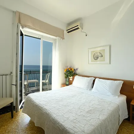 Mayola Mhotelsgroup 3*
