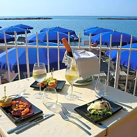 Mayola Mhotelsgroup San Bartolomeo Al Mare