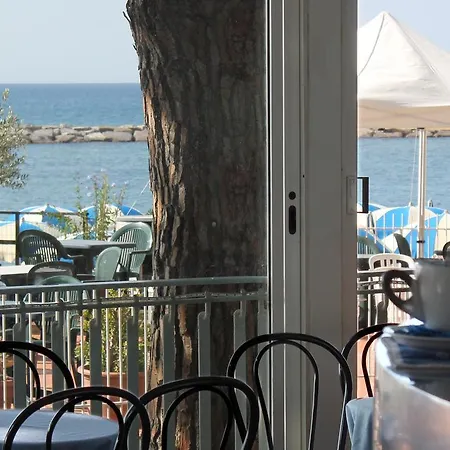 Hotel Mayola Mhotelsgroup 3*