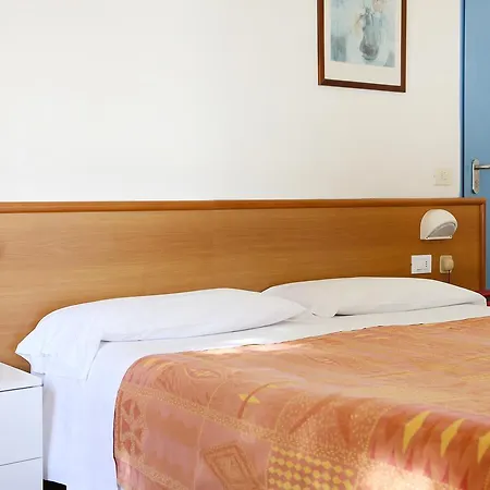 Mayola Mhotelsgroup Hotel 3*