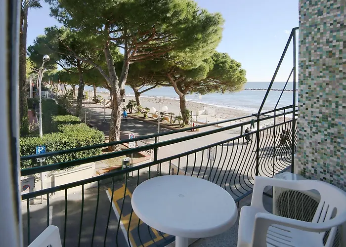 Hotel Mayola Mhotelsgroup 3*